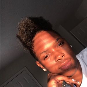 Meet your Posher, Ananda